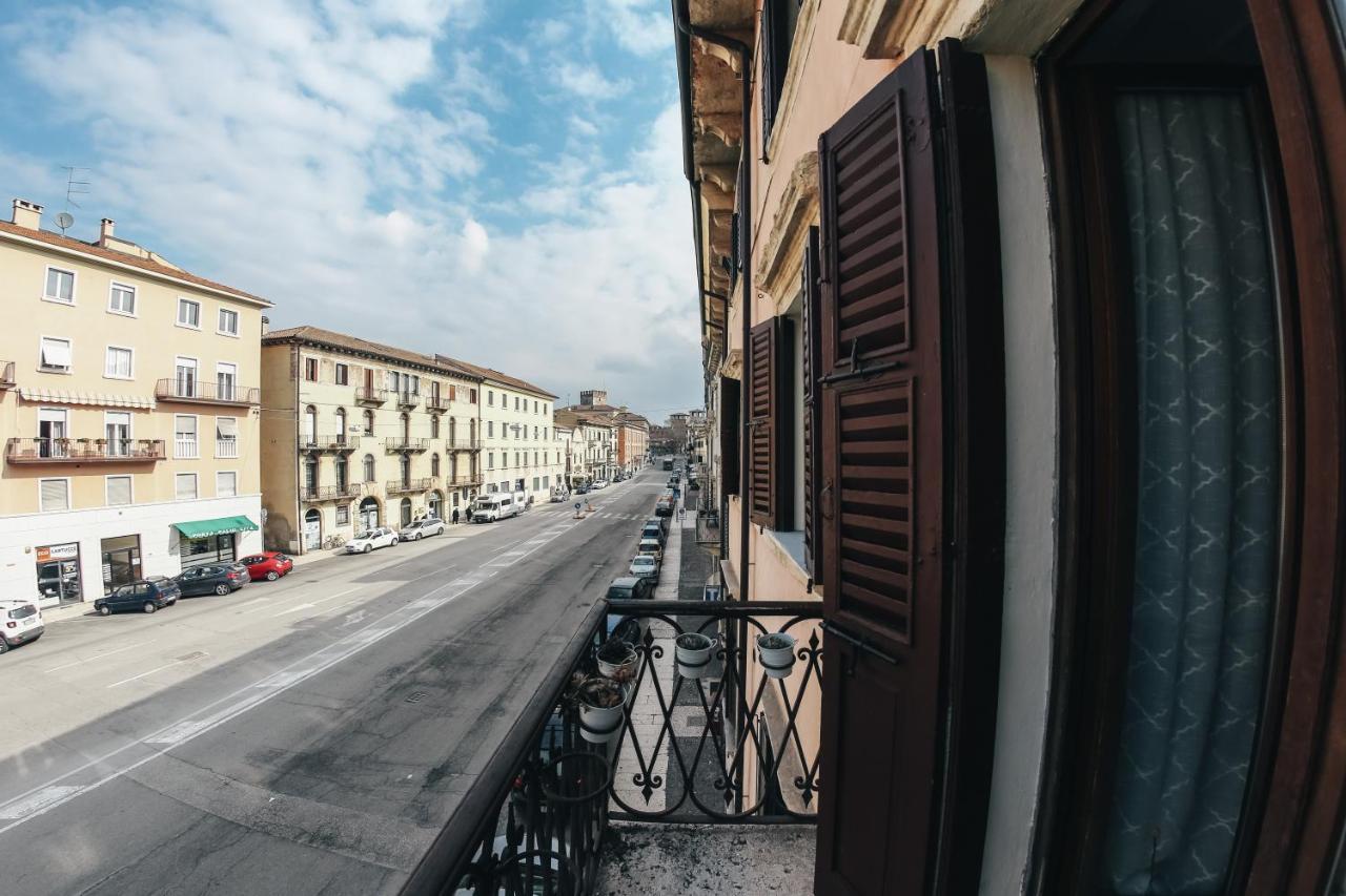 Hotel Residenza Al Castello Verona Exterior foto